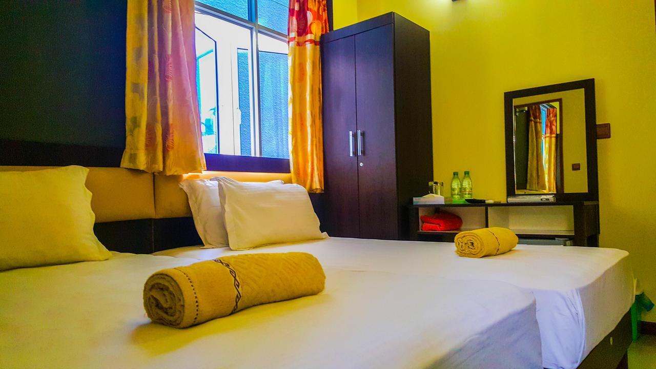 Seasunbeach Hotel Maldives Hulhumalé Exterior foto