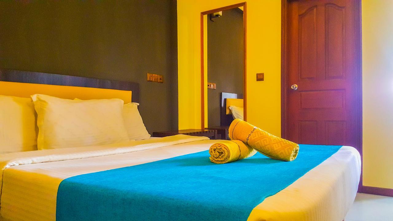 Seasunbeach Hotel Maldives Hulhumalé Exterior foto