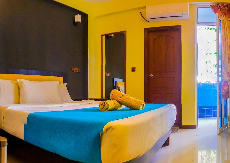 Seasunbeach Hotel Maldives Hulhumalé Exterior foto